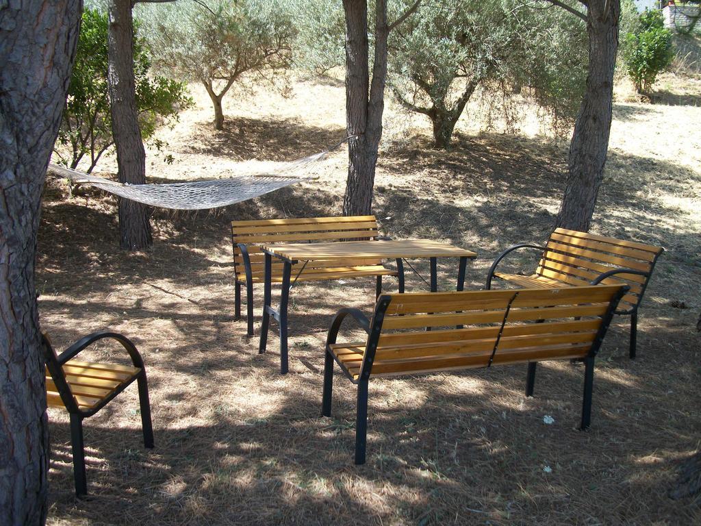 Le Poiane B&B Vacanze San Piero Patti Eksteriør billede