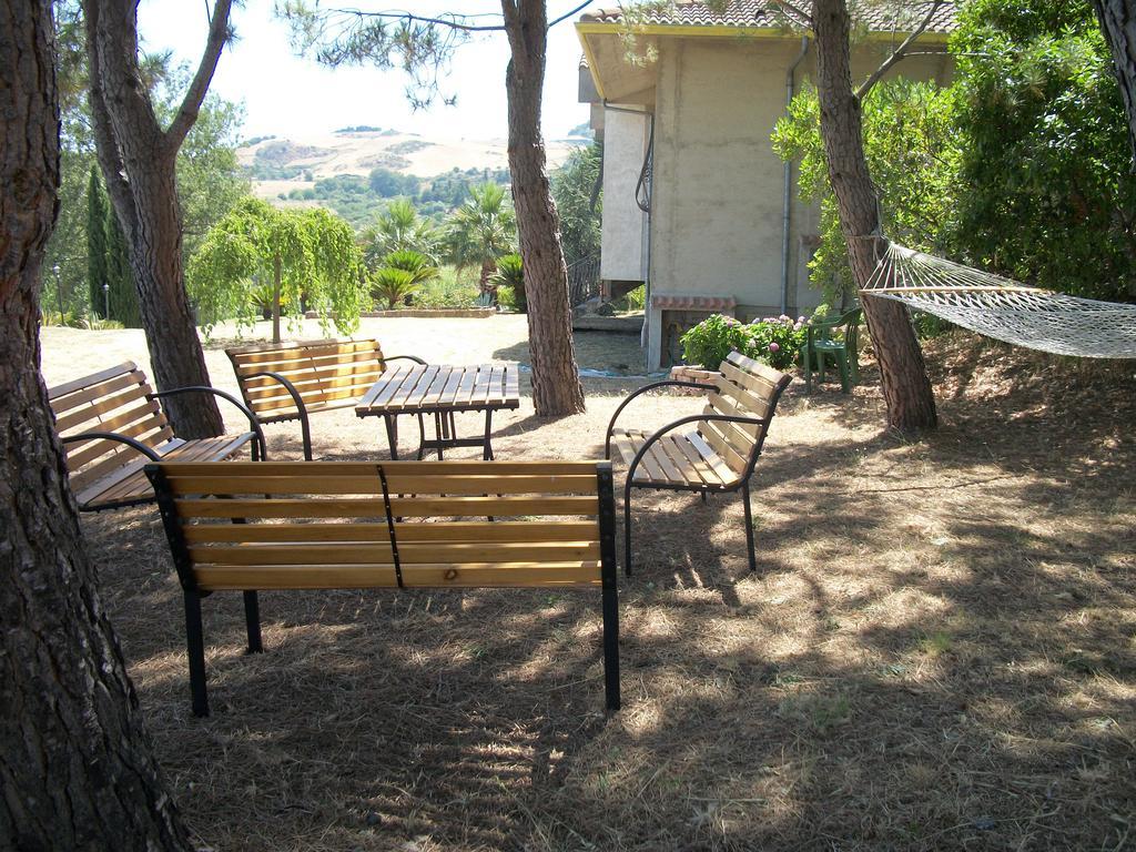 Le Poiane B&B Vacanze San Piero Patti Eksteriør billede