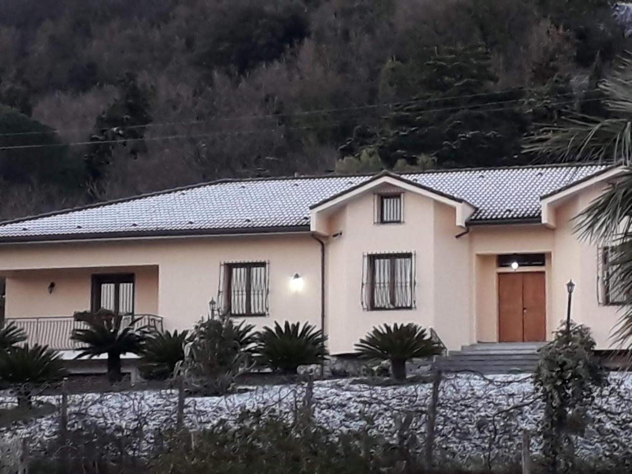 Le Poiane B&B Vacanze San Piero Patti Eksteriør billede