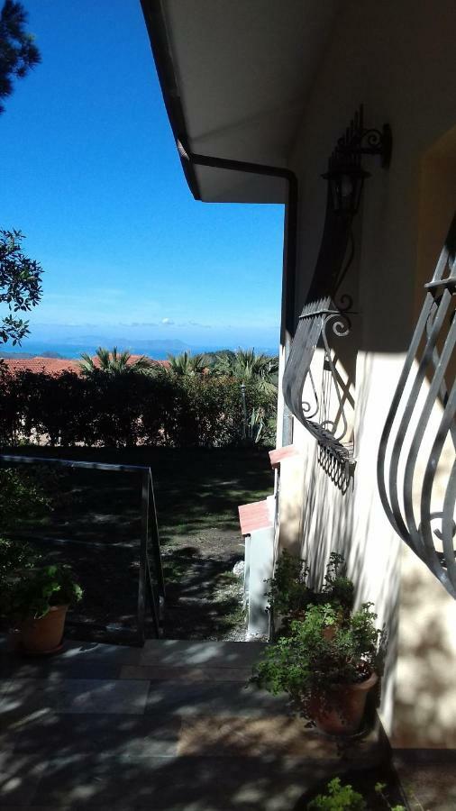 Le Poiane B&B Vacanze San Piero Patti Eksteriør billede